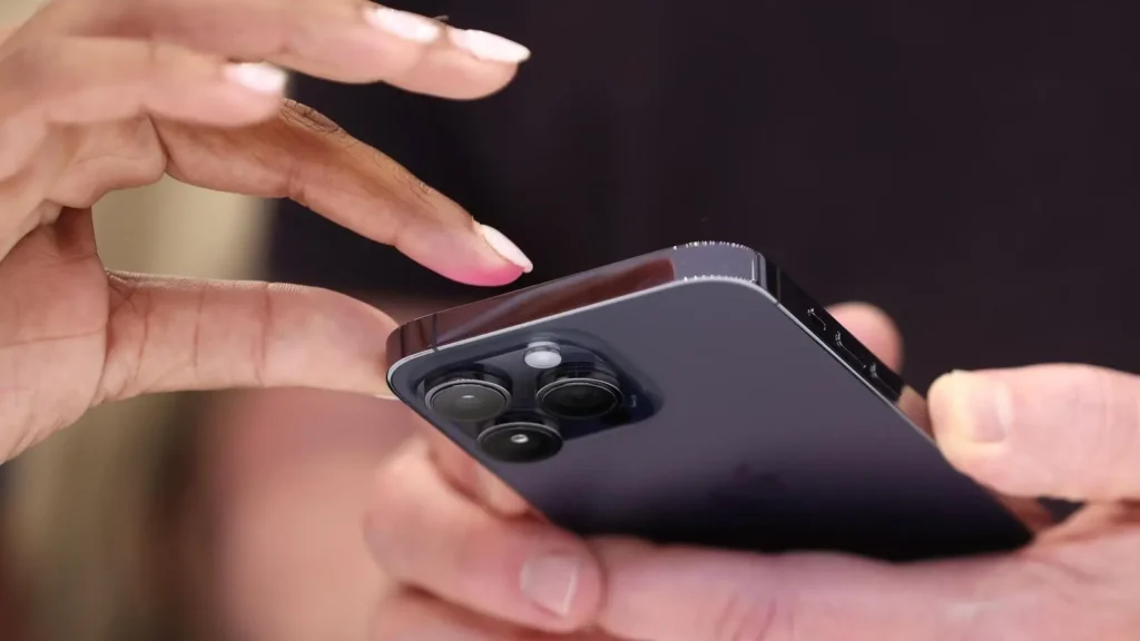 iPhone 18 Pro Max leak suggests no major thickness change